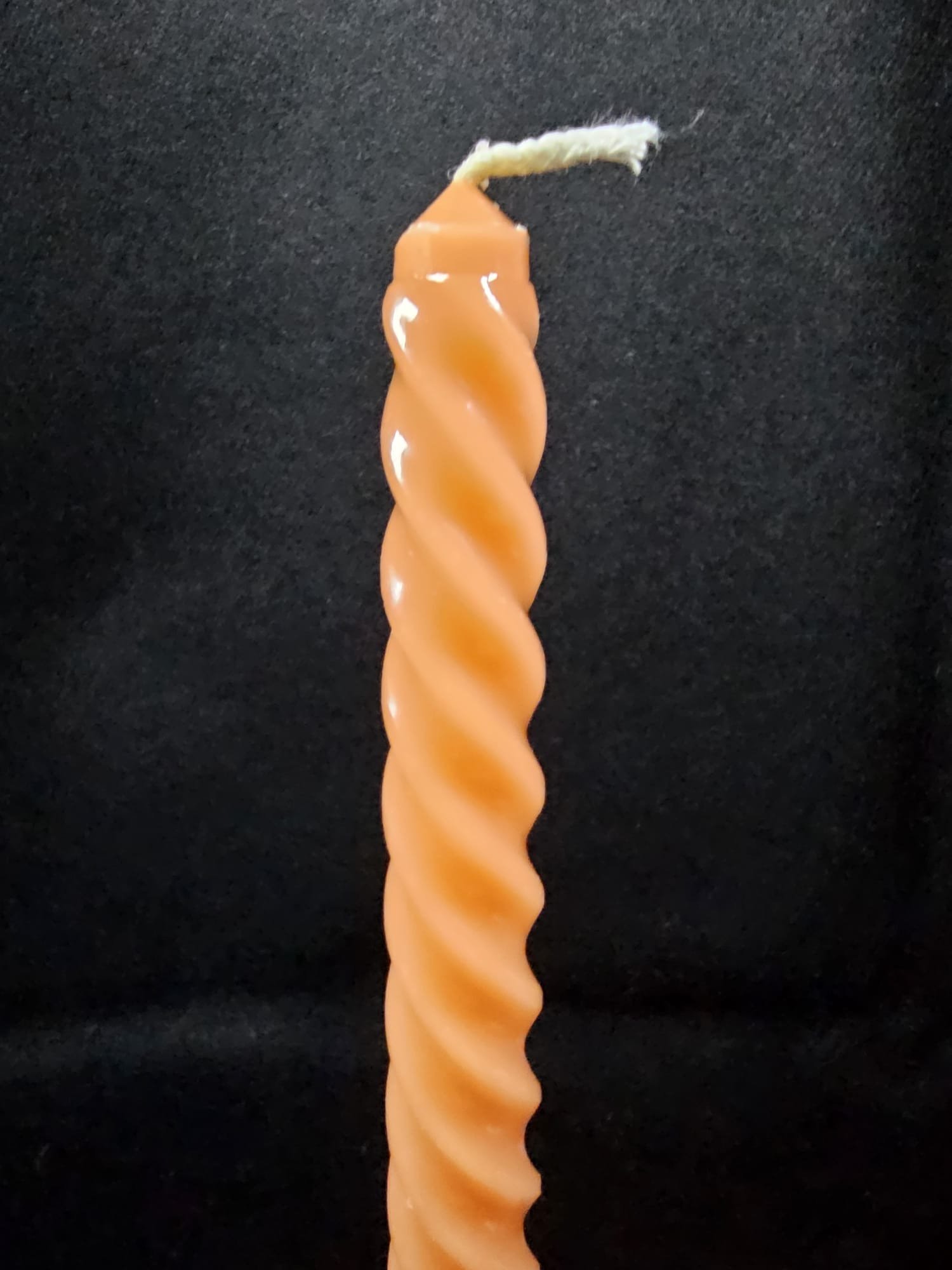 Countryfield dinerkaarsen Twirly oranje