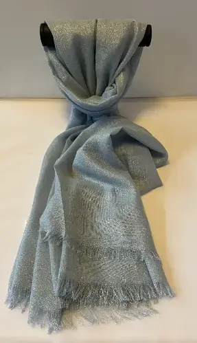 Sjaal licht blauw met glitter